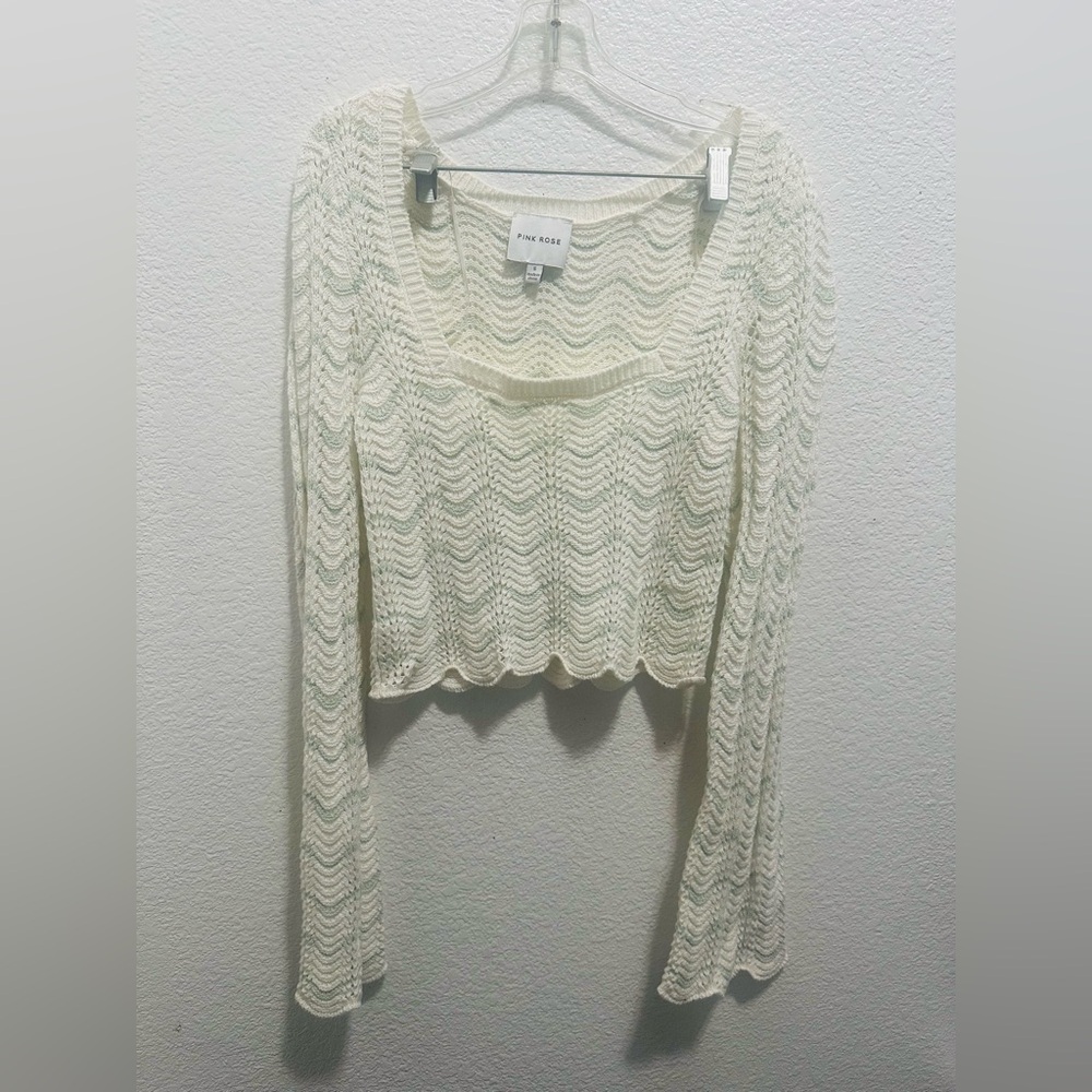 Pink rose knitted sweater Small